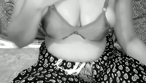 Busty bhabhi with big breasts and big tits doing webcam porn