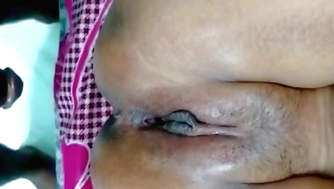 hairy amateur wife with natural big ass showing cute hair