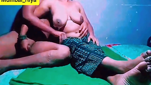 Amateur brunette with a beautiful body shows off her body