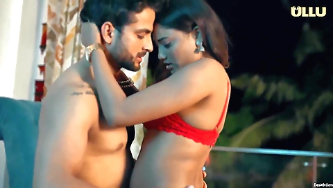 Outdoor porn video with a hot brunette riding cock