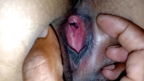 College girl called the ladies room when a call came