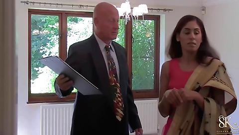 Sahara knite cumming in her hot and wonderful home