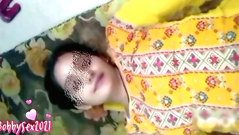 Indian girl resha bhabhi fucked hard in a classroom