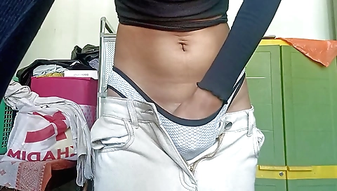 Indian solo video in which she demonstrates the best of her body