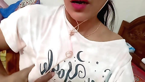 Busty brunette is fucking in her amateur solo video