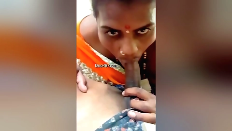 Outdoor porn from a brunette with a nice round ass