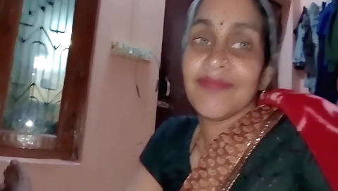 Amateur milf gets her ass pounded by her hubby's hard cock