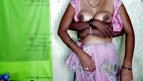 Stepbrother-in-law fucks stepsister-inlaw in her pussy