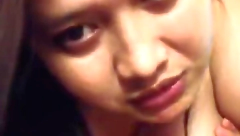 Brunette amateur sex video of her sucking on her husband's cock