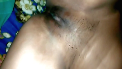 Amateur babe with a hairy beard making homemade videos