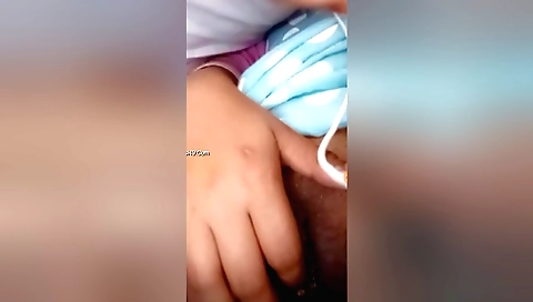 Indian girl shows her hairy pussy in solo webcam vid