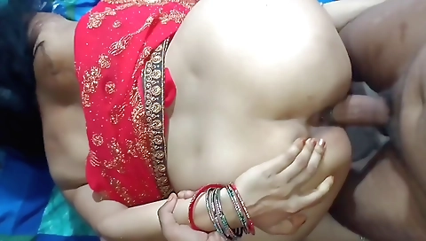 Indian milf wife with hairy hairy pussy gets fucked on her bed