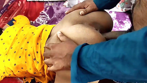 Brunette babe gets a hot handjob from her boyfriend