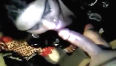 I am giving a good blowjob in homemade porn with a cumshot