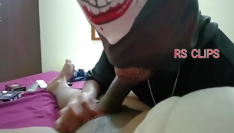 Indian auntie rides on her boyfriend's dick in amateur porn