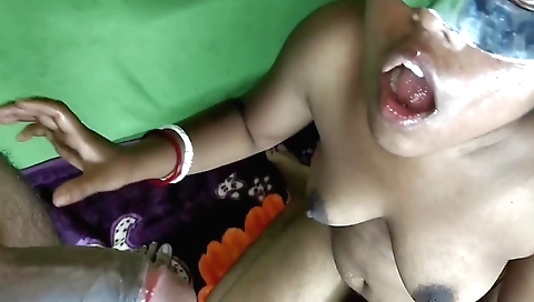 Indian girl has a wild affair with her new husband