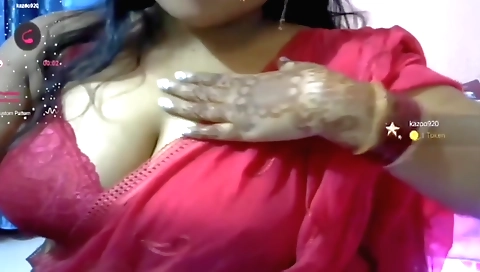 Sexy brunette shows off her curves while masturbating