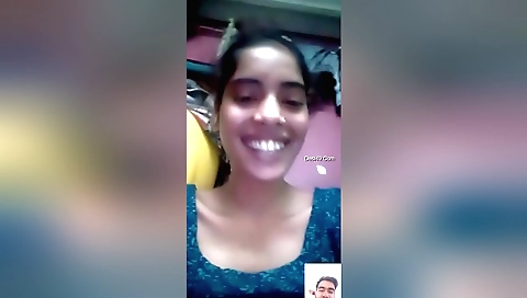 Sexy mallu wife seduces guy on webcam and bangs her ass