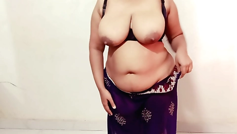 Amateur blonde shows off her boobs and gets banged