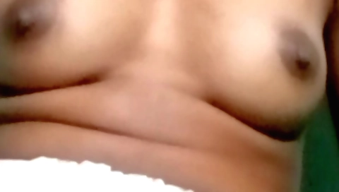 Indian stepsister shows off her body in amateur video