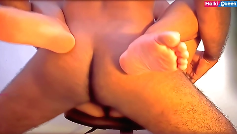 Amateur brunette slut fucking while in office webcam