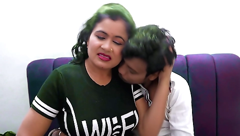 Indian stepdaughter fucked her boyfriend in a hot scene