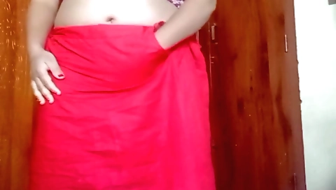 Indian teen 18+ video shows her taking cum from a dick