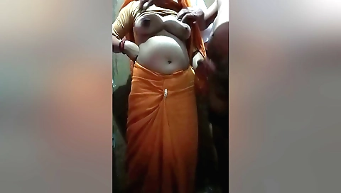 Cute milf fucks her stepson with her face and pussy