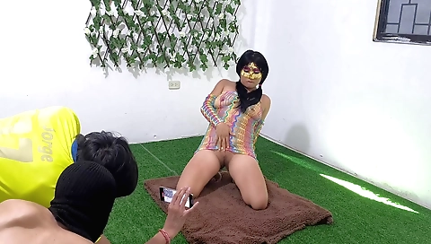 Indian brunette babe in sexy bikini tries on a bikini