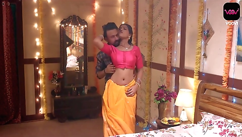 Sexy brunette with a nice body gives a nice blowjob